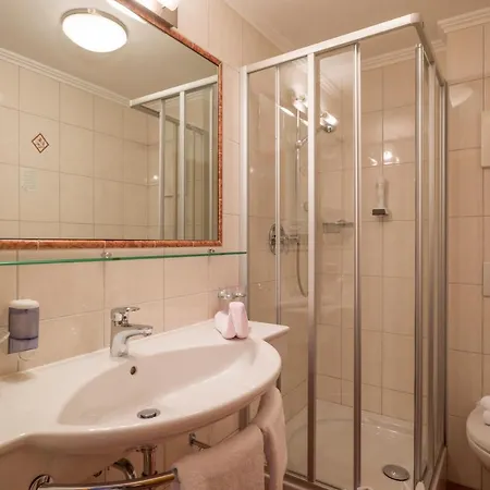 Apartmanhotel Garni Matthaeuserhof 3*